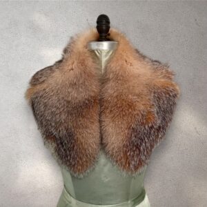 The "Notch" fox collar in brown tones