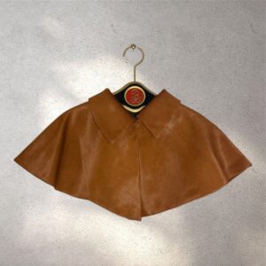 The Elle Capelet